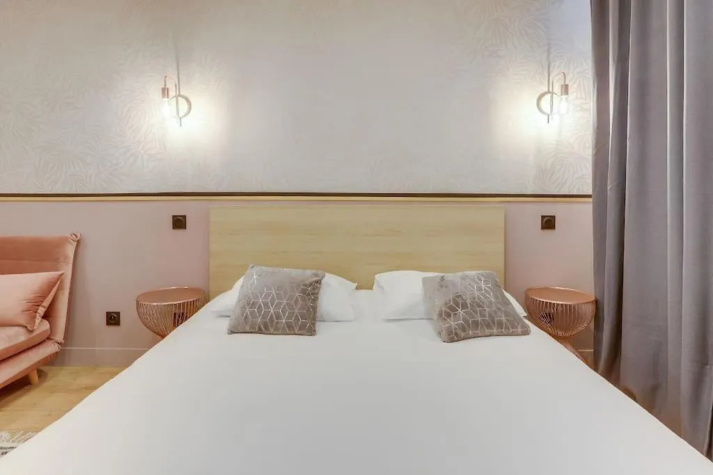 باريس Luxueux & Spacieux Appartement, 125M2, Republique شقة
